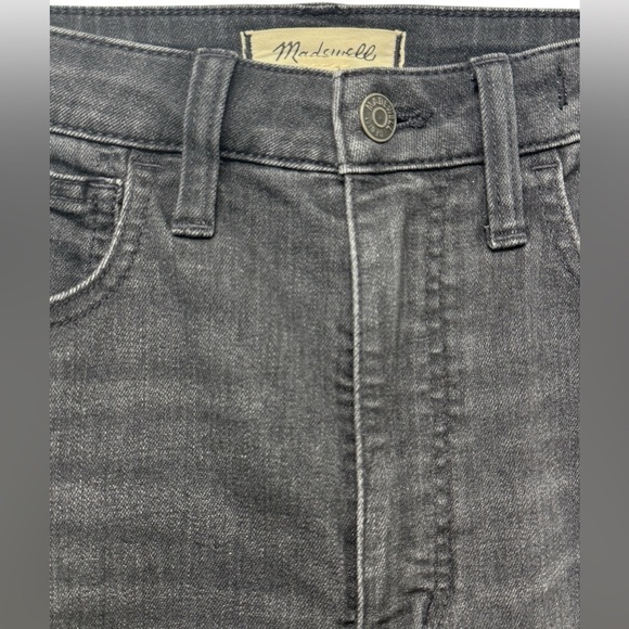 Madewell Curvy High-Rise Slim Straight Jeans in Richgrove wash - Picture 5 of 10